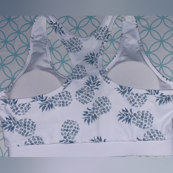 Sports bra - Picture 2 of 2